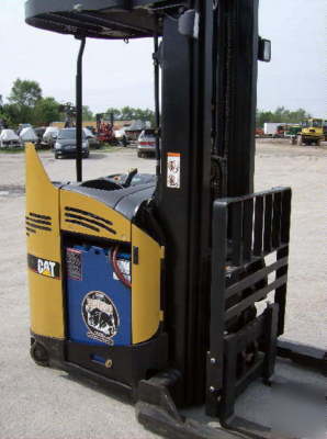 Cat forklift #3182 rider reach electric, 4000 lb cap