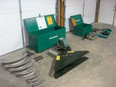 Greenlee 884 hydraulic bender and 1802 bending table