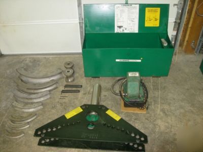 Greenlee 884 hydraulic bender and 1802 bending table