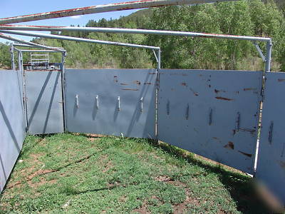 Pearson complete cattle chute
