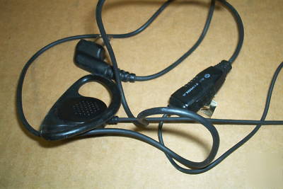 Motorola cls 1110 CLS1110 2-way radios w/ charger