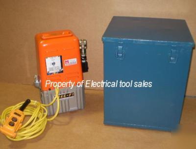 Huskie 10K hydraulic pump crimper cutter punch ram 