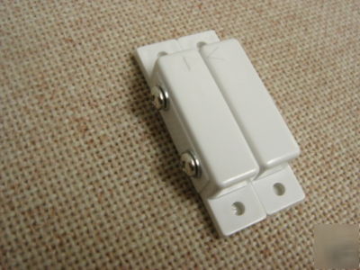 New security, surface magnetic switch normally closed 