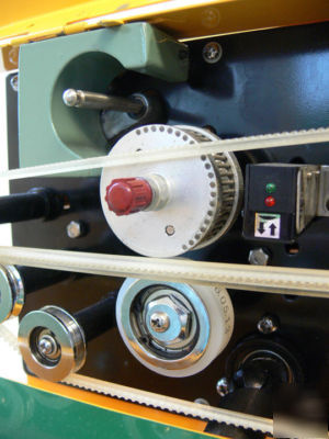 New band sealer horizontal orientation heat bag closer 