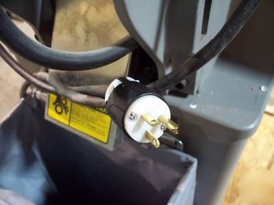 Challenge EH3A hydraulic 3-hole paper drill