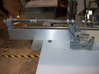 Challenge EH3A hydraulic 3-hole paper drill