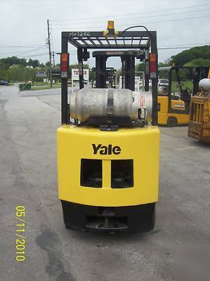 2001 yale 4000 lb., lp forklift #0258 