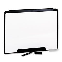 Quartet motion portable dry erase marker board